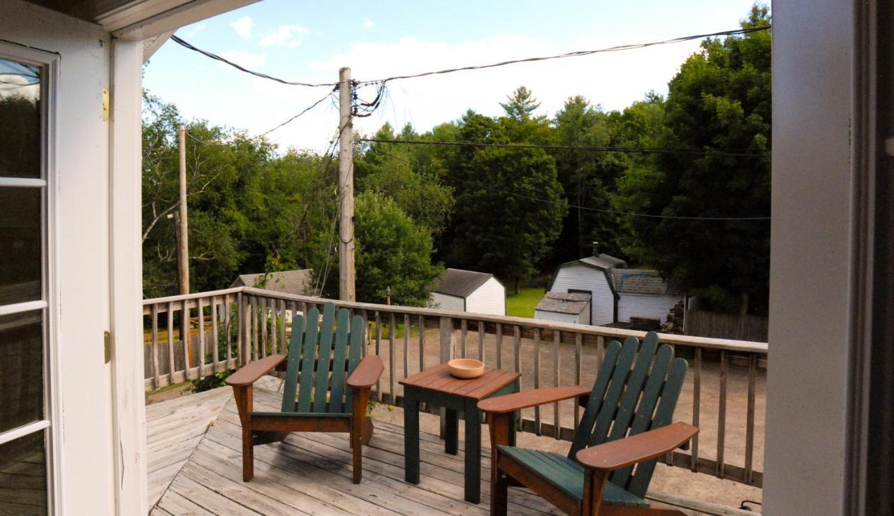 Maple Leaf Lodge Schroon Lake Exterior foto